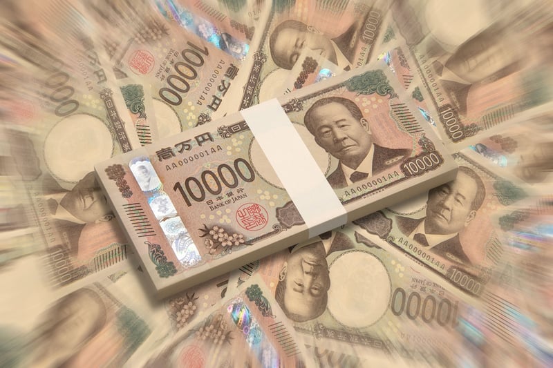 ”ふつうのシニア”、みんなは年金を「月いくら」もらってる？【年金一覧表】60歳代・70歳代・80歳代・90歳以上の平均受給額を一覧で解説