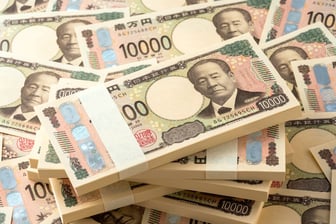 【おひとりさまの年金】平均月額、男女で「約5.8万円」の差あり！タイプ別・年金額まとめをみる