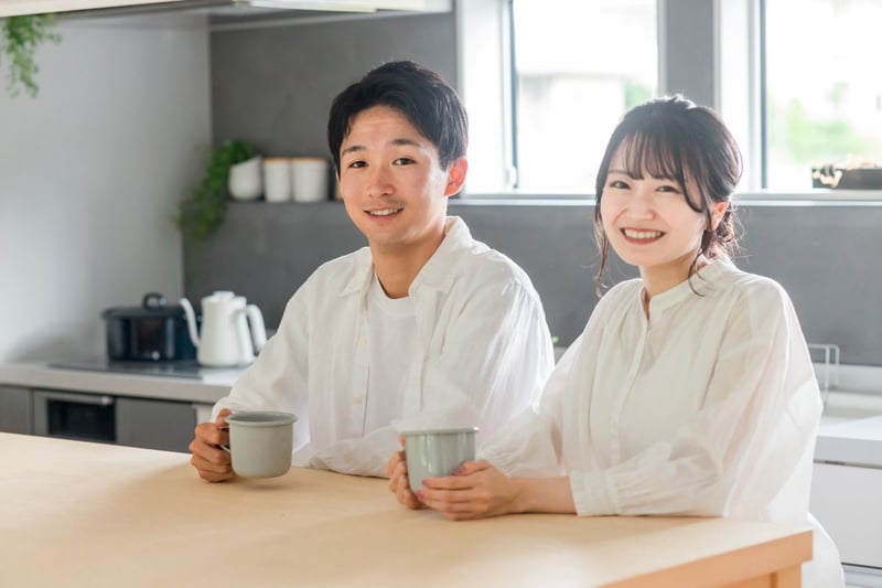 【共働きの住宅ローン】20歳代の約35％が利用するペアローン！FPが解説する「価格高騰時代に後悔しない」借入の注意点
