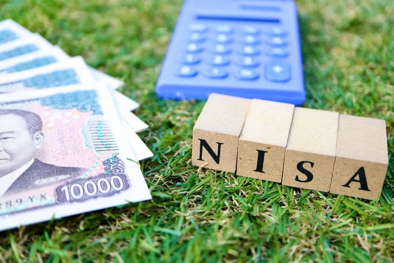 【新NISA】「月3万円の積立投資」を20年間続けるといくらになる？貯金だけを選択したケースと投資をした場合の資産差をシミュレーション