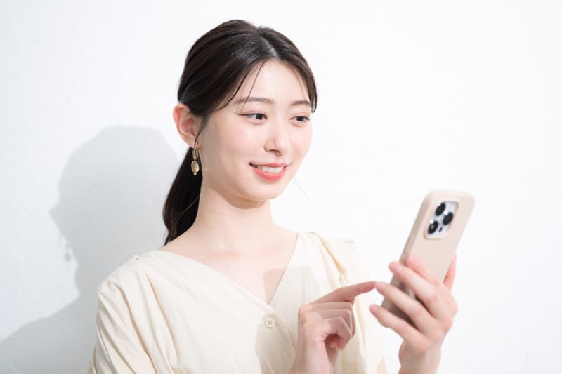 【40歳代の平均貯蓄額】二人以上世帯とおひとりさまは中央値いくら？「手取り収入」から何割を貯蓄・投資に回しているのか