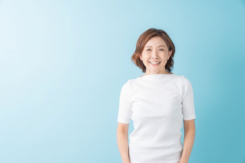 「還暦＝リタイア」は昔の話？働くシニア「60歳代前半の男性8割超、女性6割超」FPが解説する就業とマネー事情