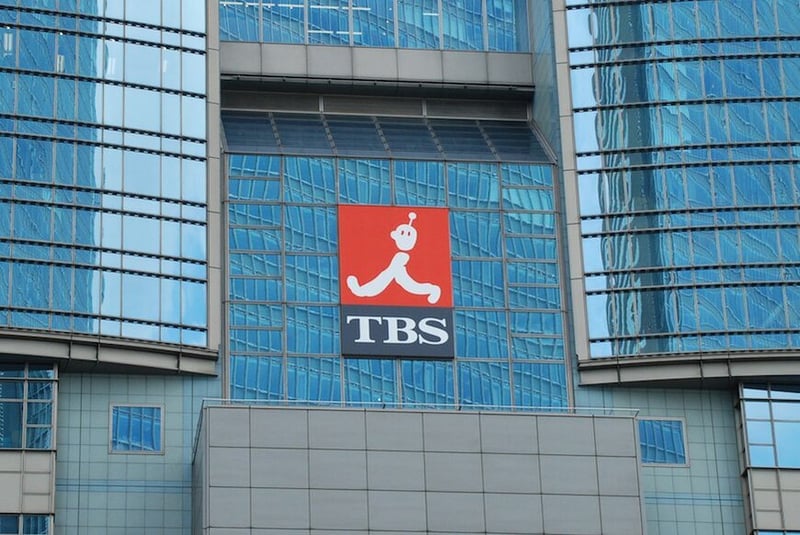 TBSホールディングスと日本テレビホールディングス、2026年3月期の営業利益率は6%と14%。株価の底堅さと事業構成の差