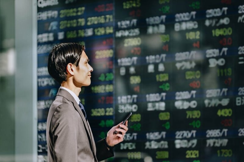 ファナック、2026年3月期通期は営業利益+16%。受注高が売上に並ぶ中で切り下がった株価をどう捉えるか