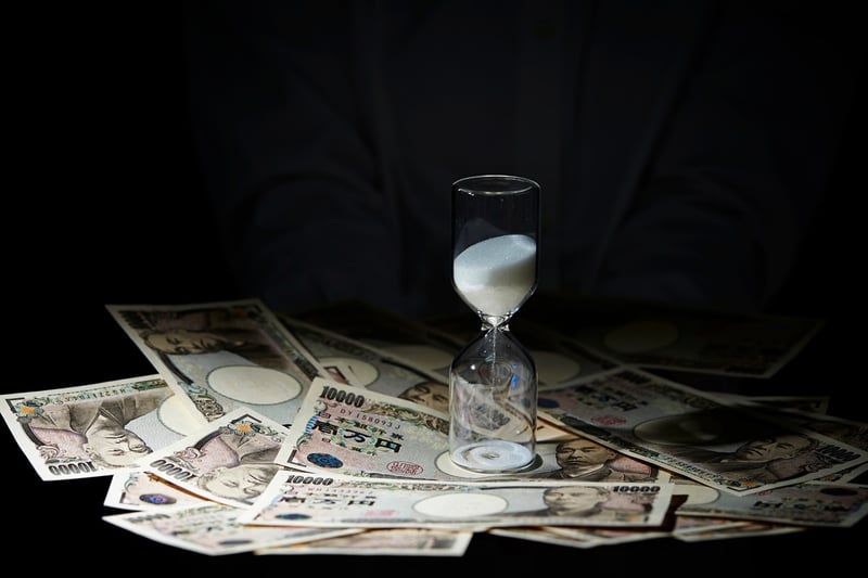 【新NISA比較】オルカンとS&P500、もし新NISA開始時点で「120万円を一括投資」していたら？120万円が220万円台に！2026年7月時点の評価額をシミュレーション