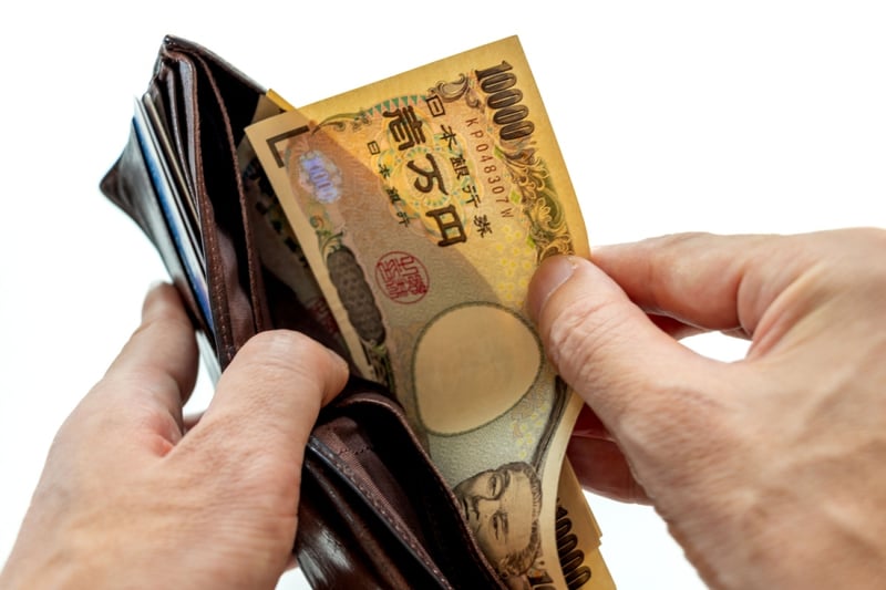 50代からのiDeCo活用術！元銀行員が教える、初心者が投資信託を選ぶ際に注意したいこと