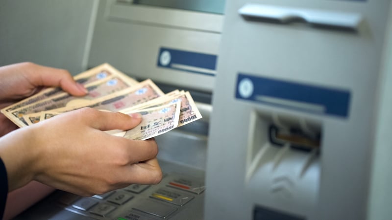【新NISA】口座の3分の1が休眠中？元銀行員が「50代が投資を踏み出すための効率的な方法」を解説