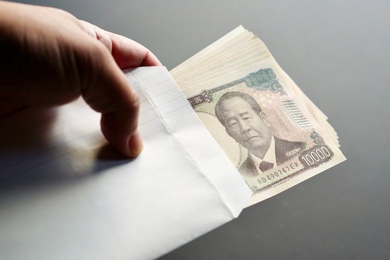 みんなの年金、ふつうは月いくら？ 60歳以上の平均受給額を厚生年金・国民年金別に徹底比較